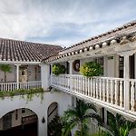 Bololá Hotel
