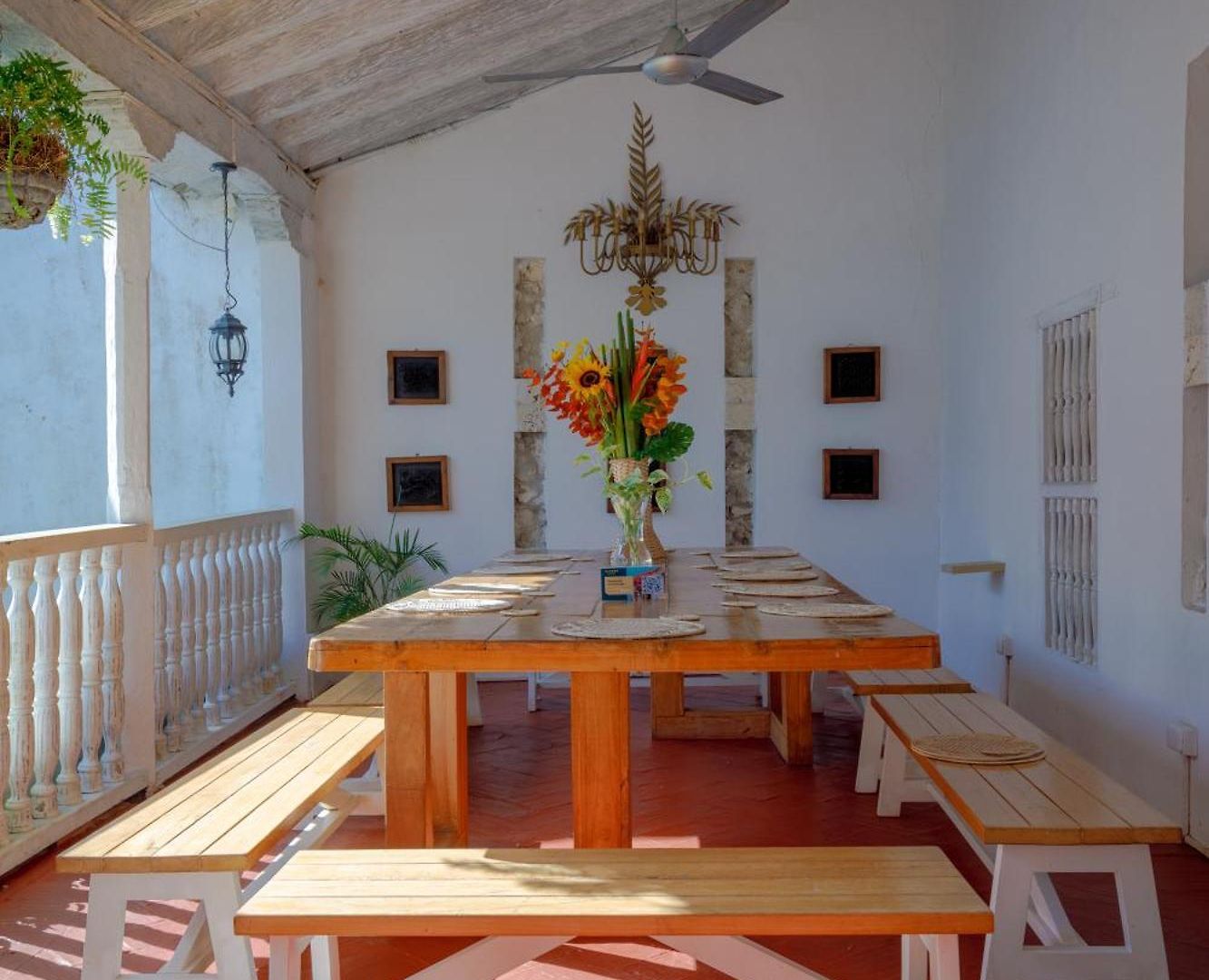 Bololá Hotel