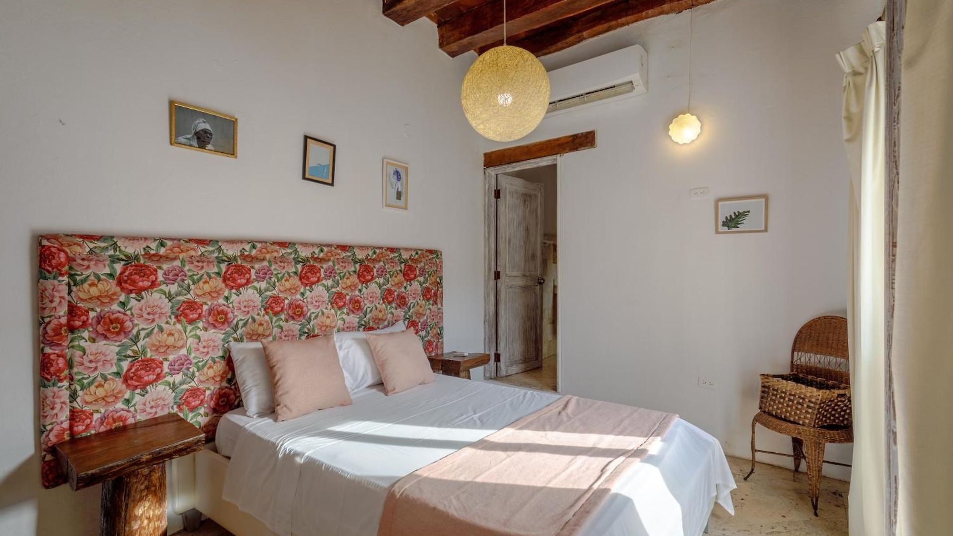 Bololá Hotel