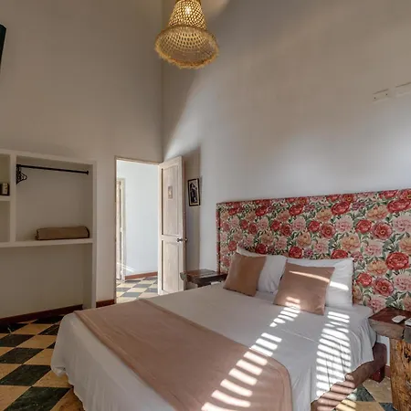 Bololá Hotel 3*
