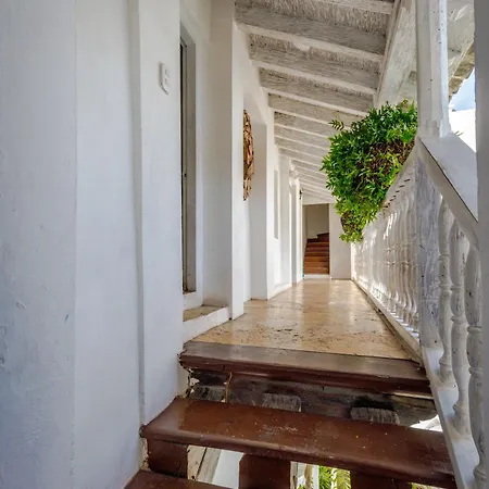 Bololá Hotel