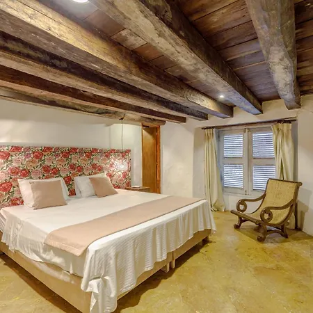 Bololá Hotel 3*