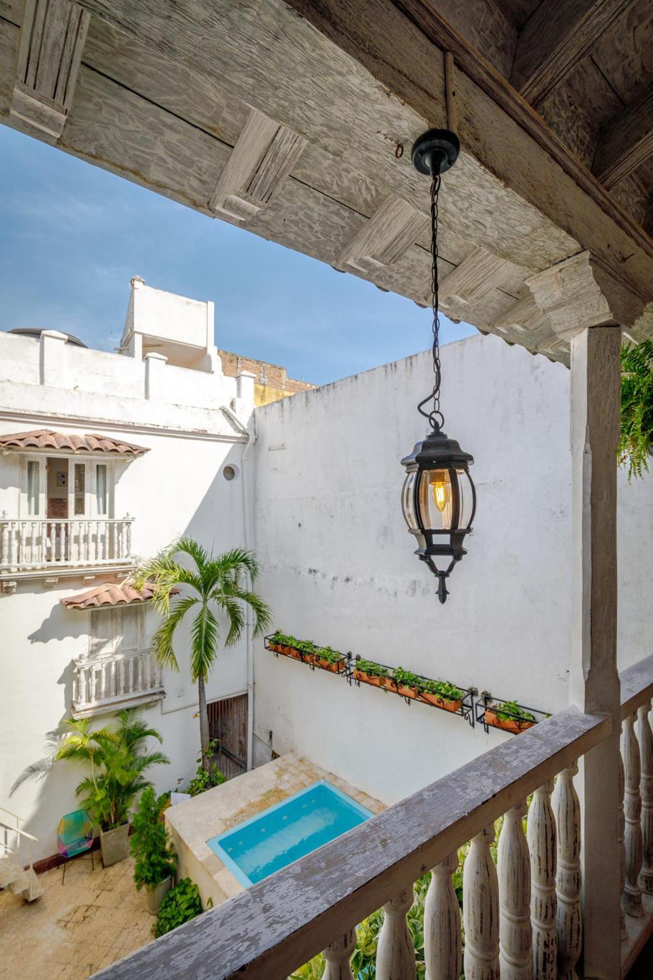 Hotel Bololá