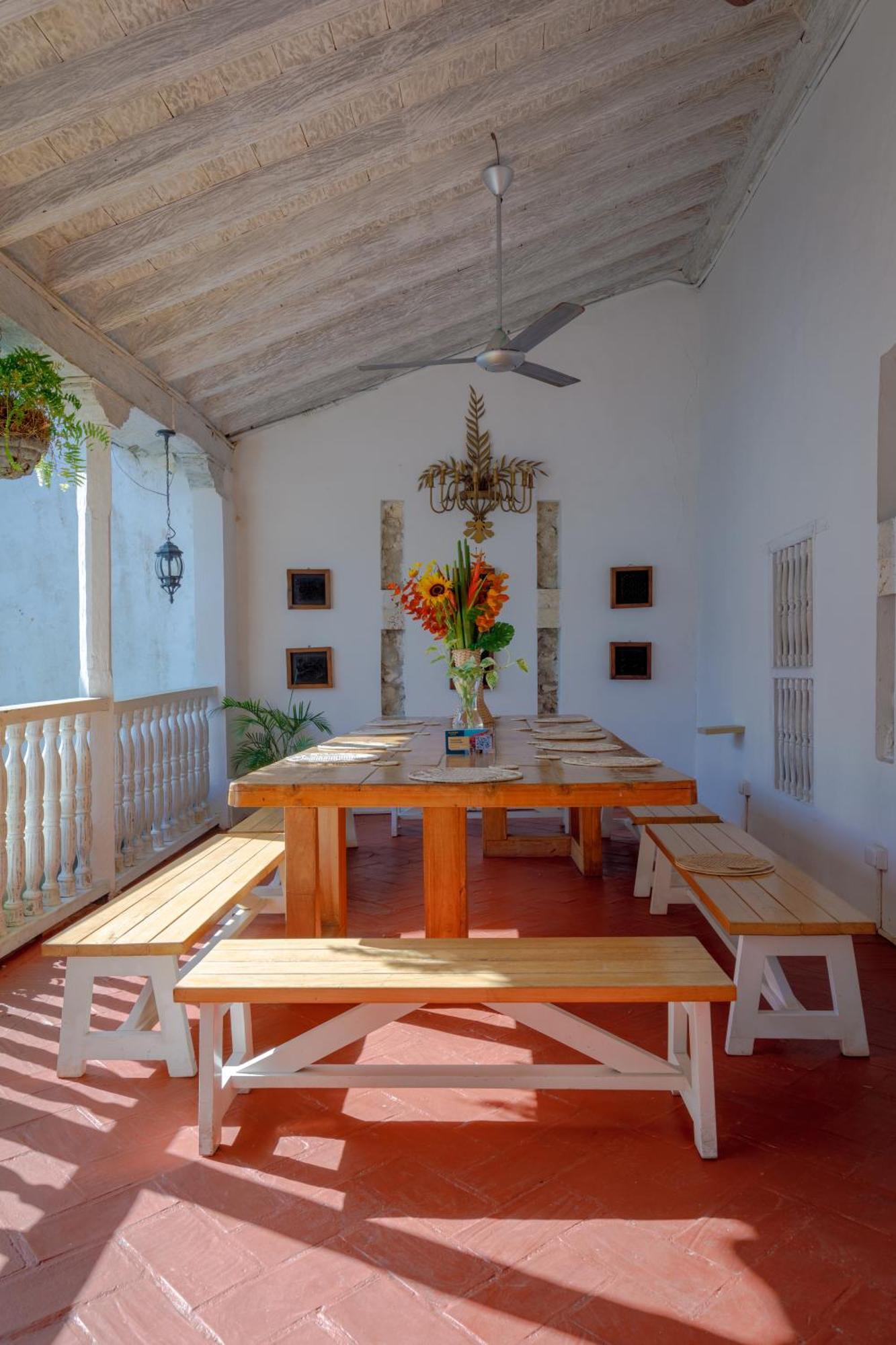 Bololá Hotel